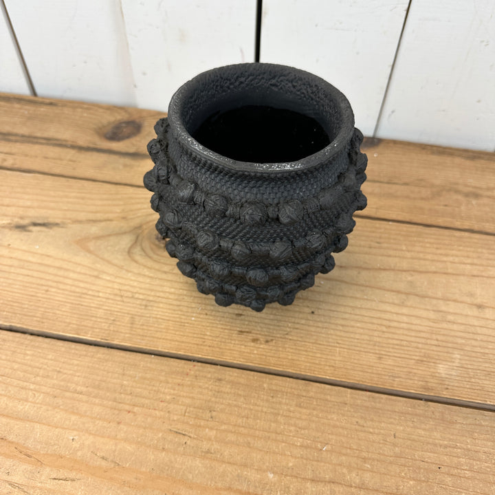 Black Knotted Vase