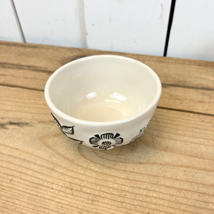 Embossed Floral Stoneware Pieces