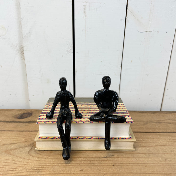 Metal Shelf Sitters