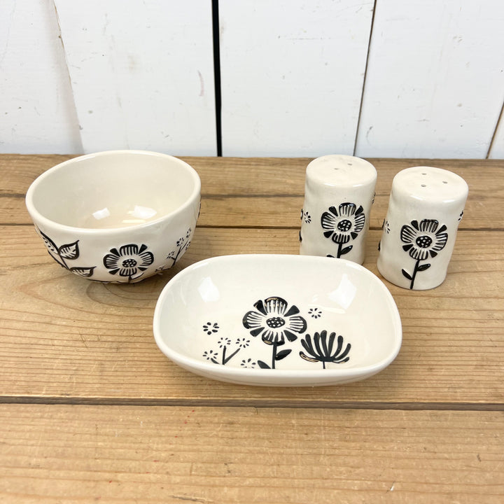 Embossed Floral Stoneware Pieces