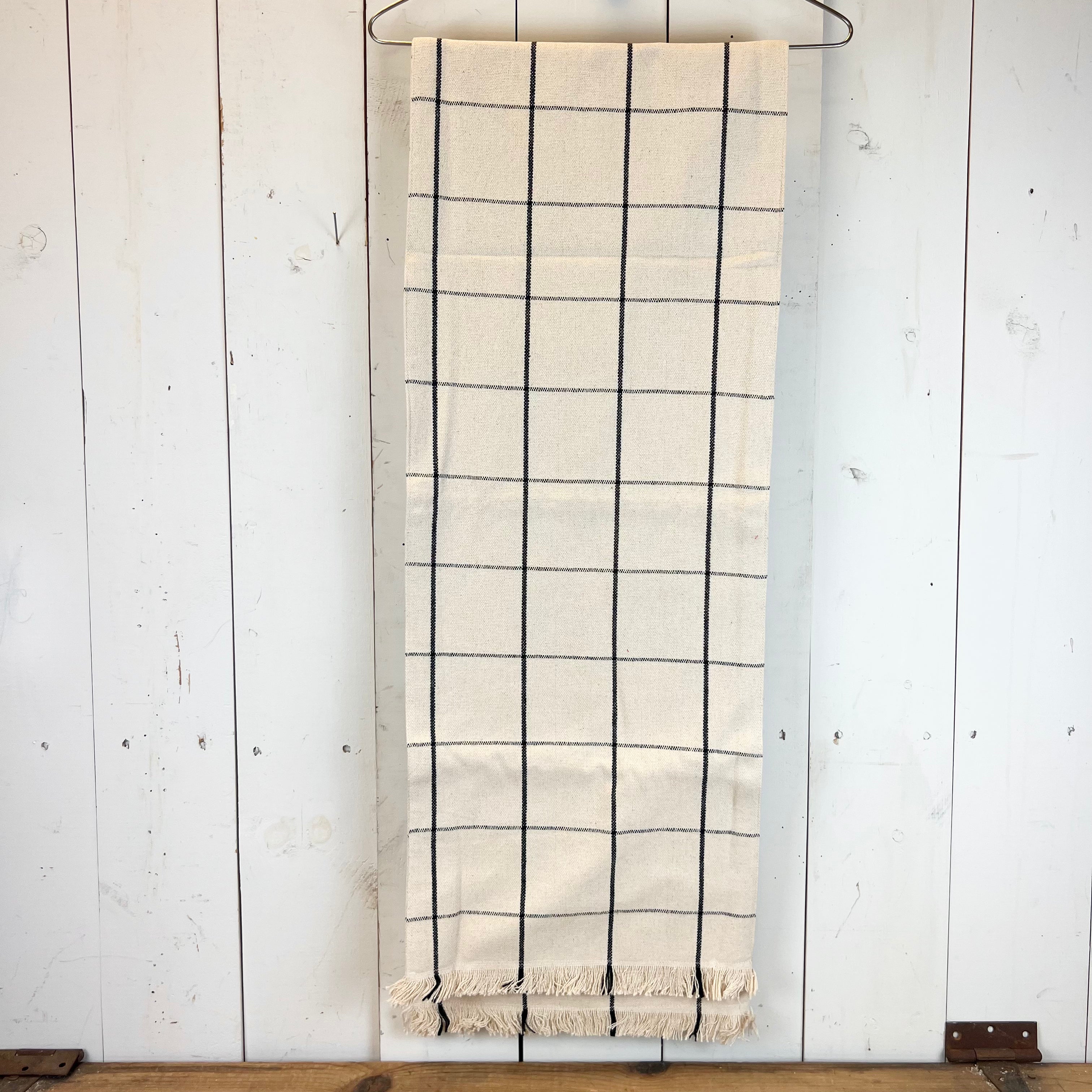 Cream and Black Table Runner – Prairie in Bloom