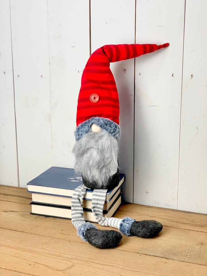 Gnomes with Dangling Legs