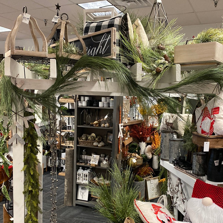 9’ Long Pine Garland