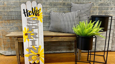 5 Farmhouse Style Porch Decorating Ideas for Spring & Summer