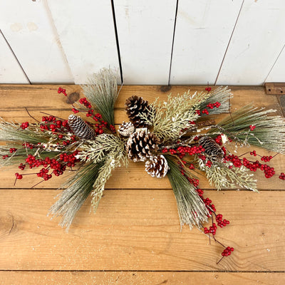 Red Berry and Pine Tabletop Design Kit