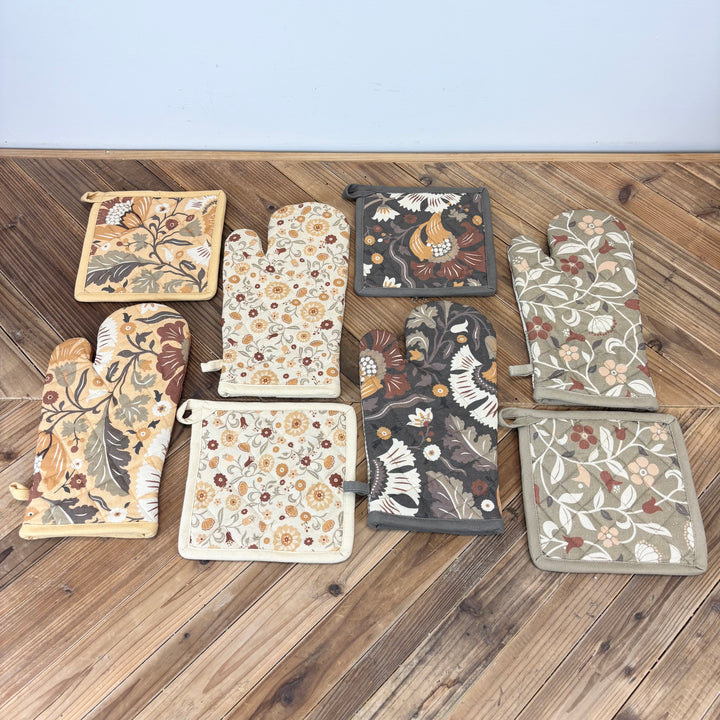 Floral Oven Mitts and Pot Holders
