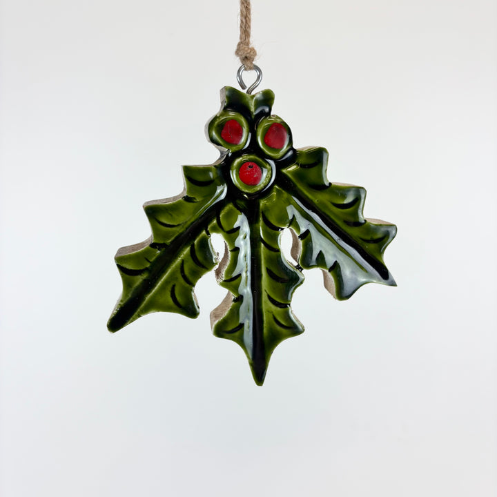 Mango Wood Holly Ornament