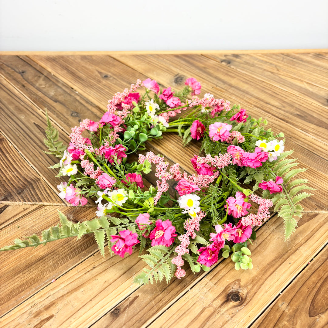 Mixed Flower & Fern Candle Ring
