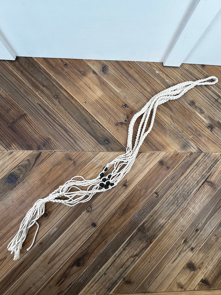 Ivory Macramé Hanger with Terracotta Black Beads
