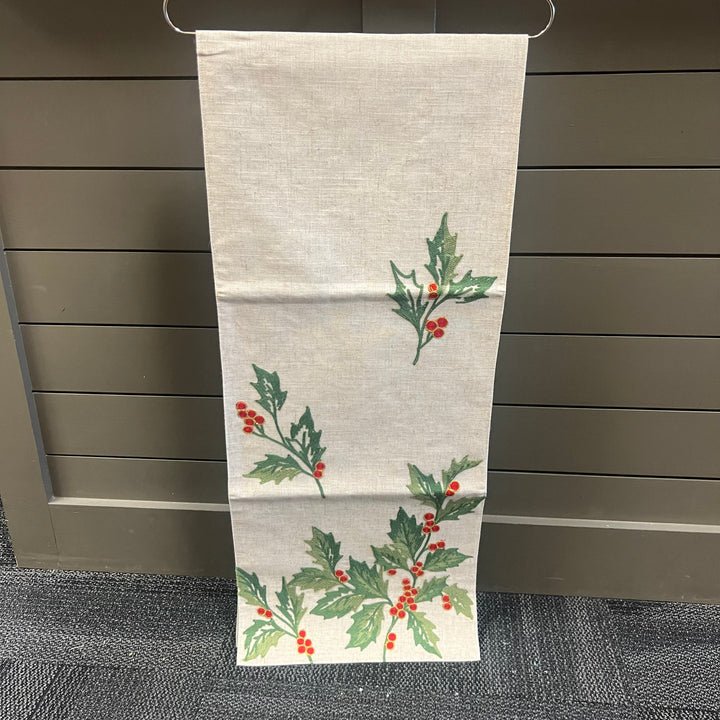 Holly Holiday Table Runner
