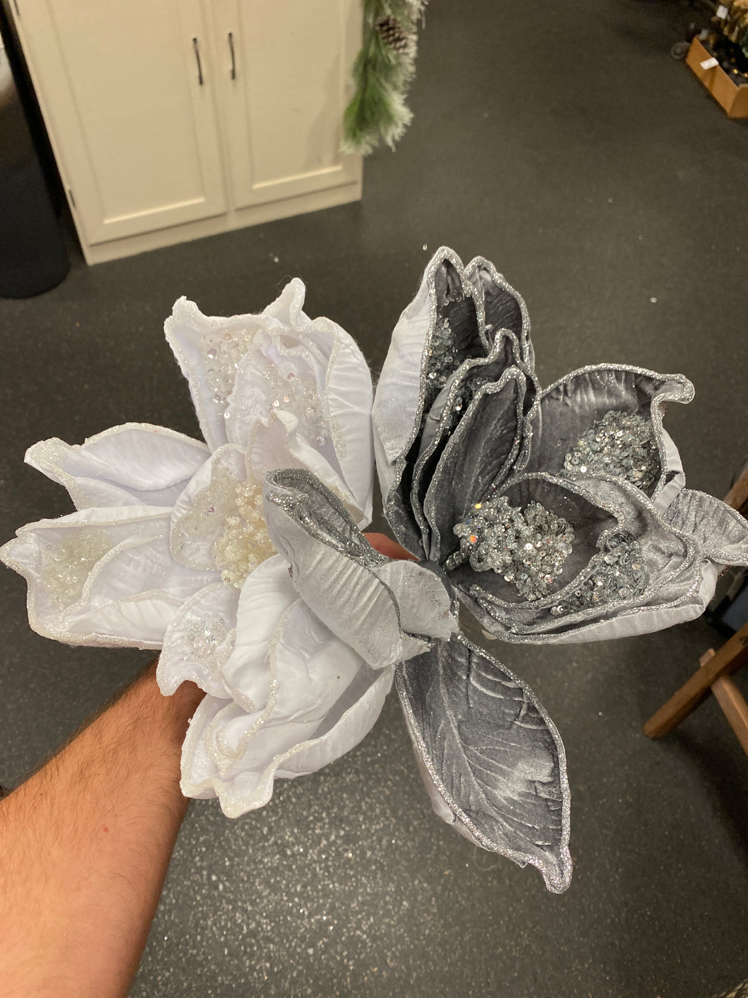 Magnolia Spray - 2 Colors