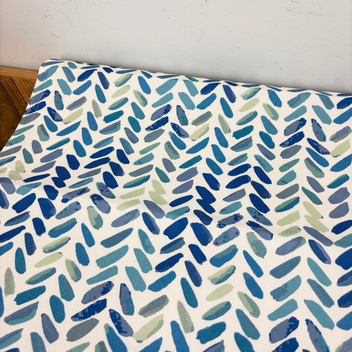 Ottilie Table Runner