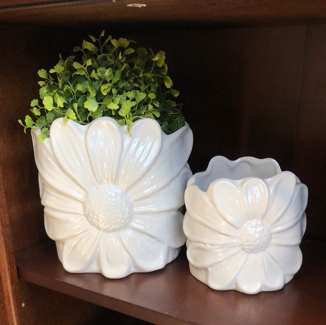 White Ceramic Daisy Pots