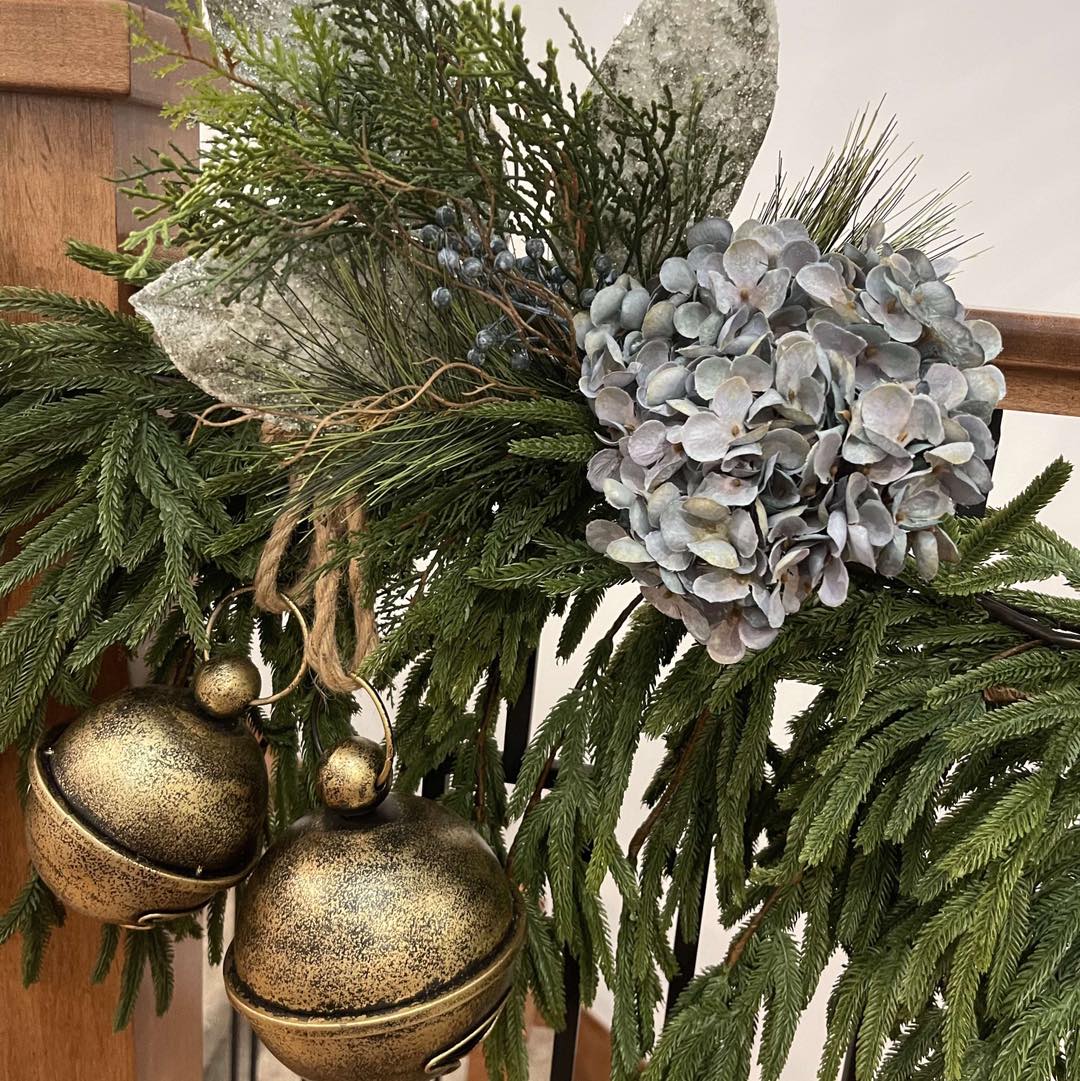 Gold Jingle Bells