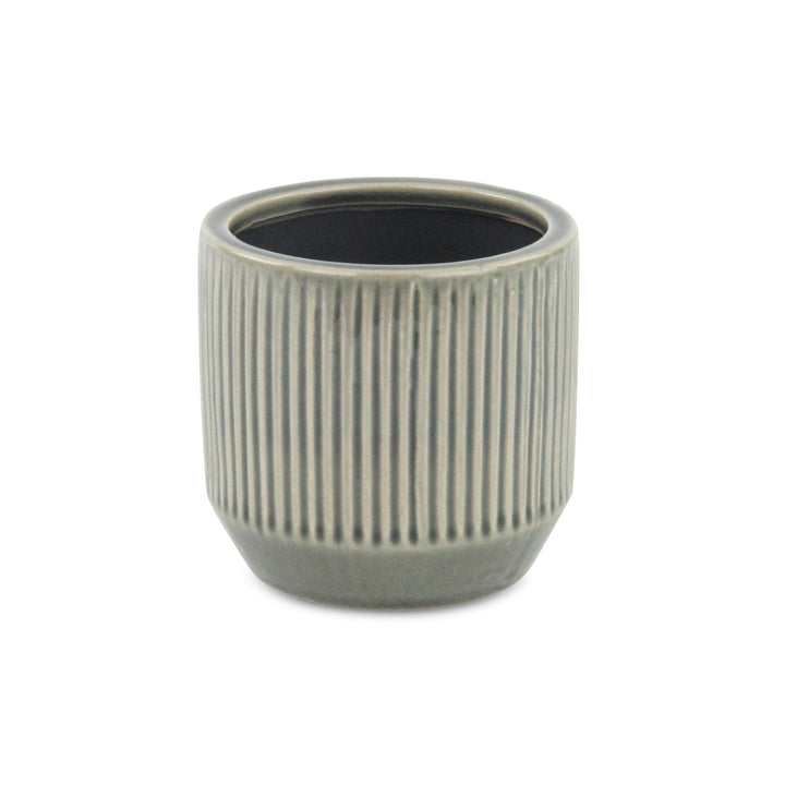Gray Ruffled Ridge Planter