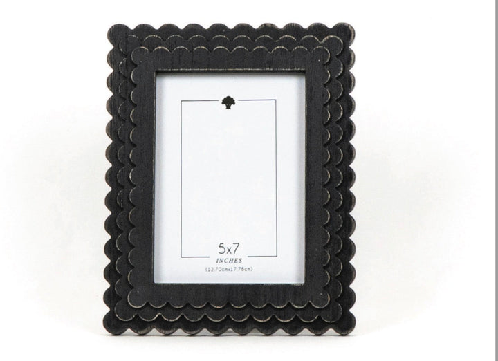 Wood Scallop Photo Frame, 4 sizes, 5 colors