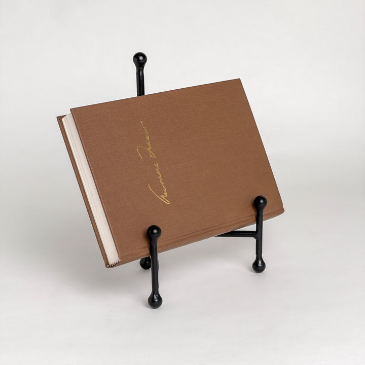 Black Tripod Iron Easel, 2 Sizes