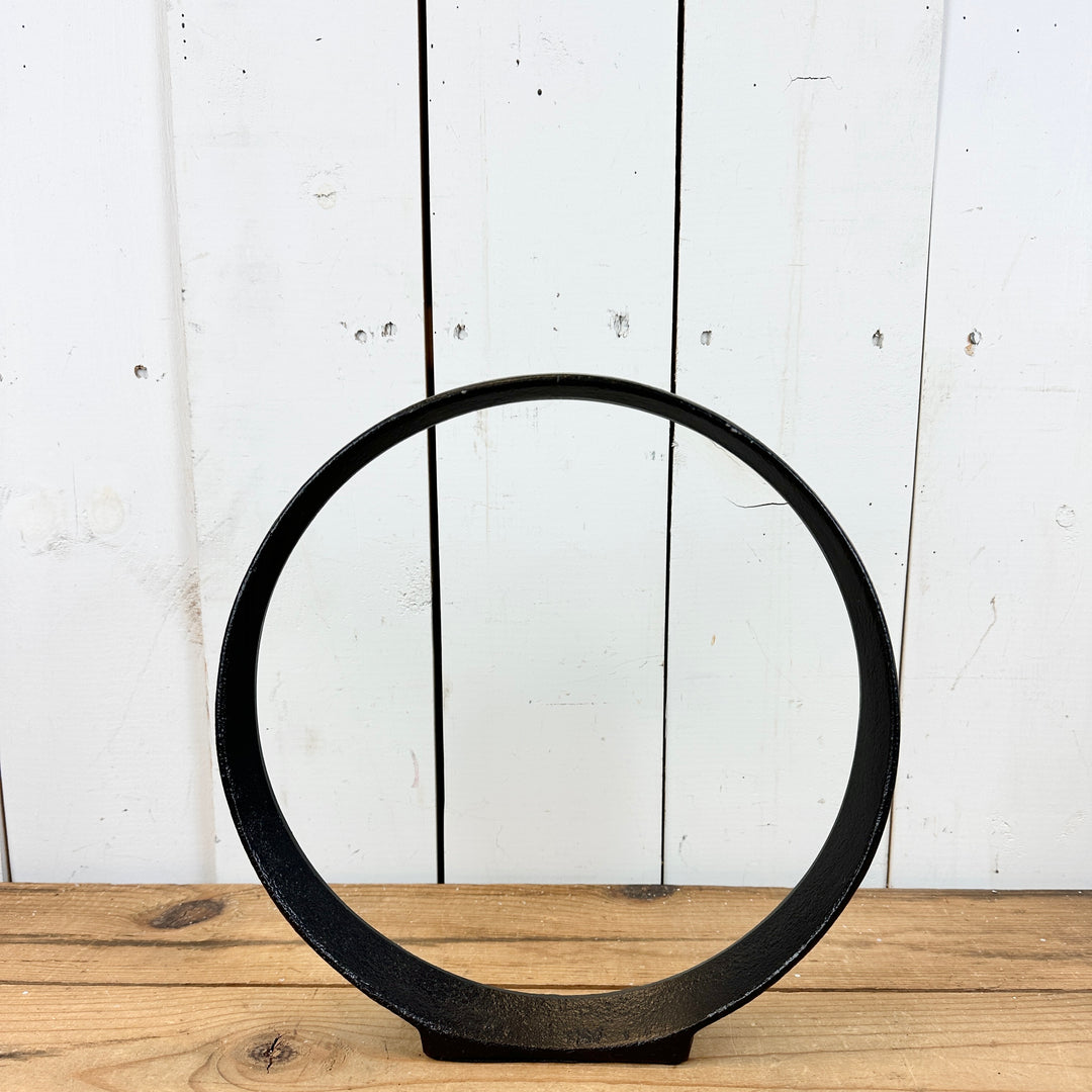 Black Ring Sculpture Set