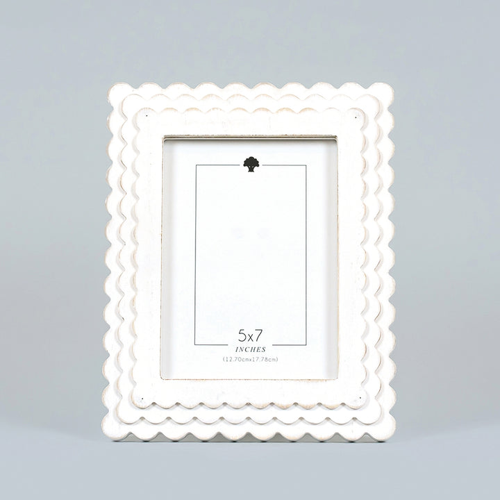 Wood Scallop Photo Frame, 4 sizes, 5 colors