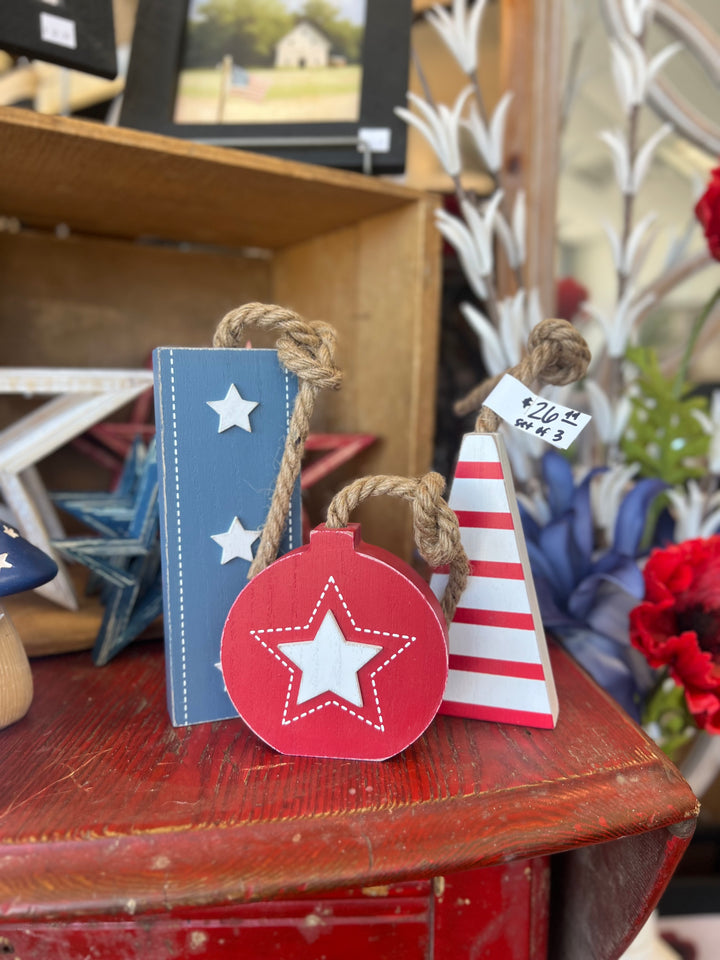 Fourth of July Shape Set of 3