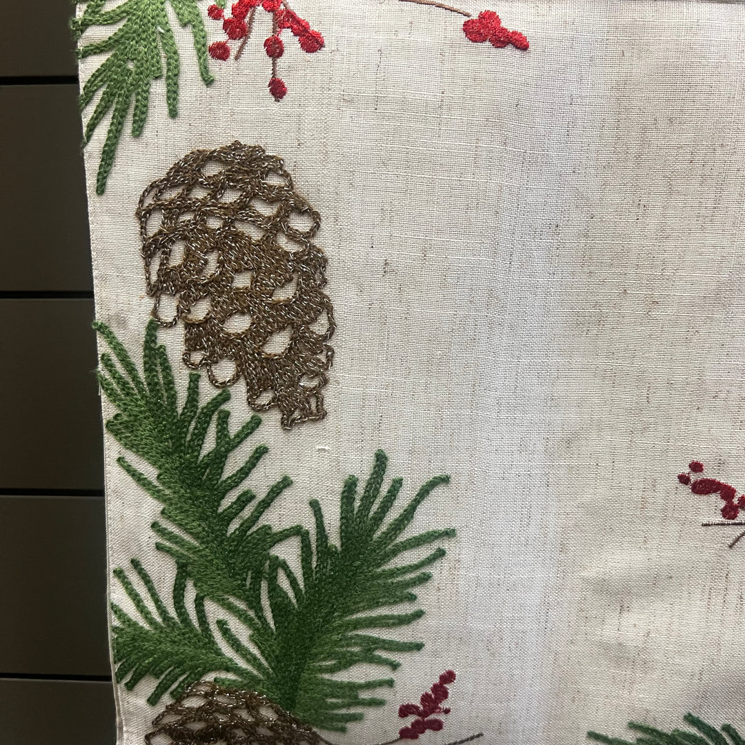 Pine Cone Holiday Table Runner