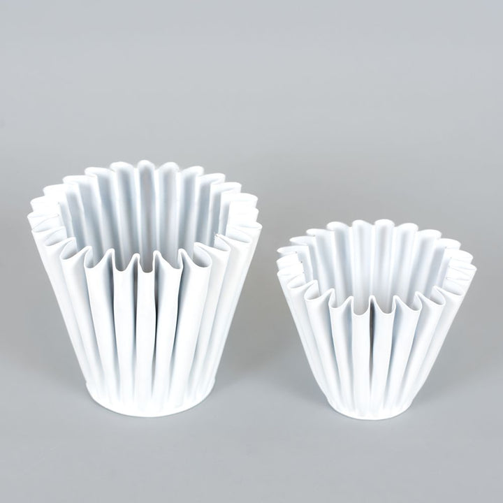 Iron Nested Curved Pots
