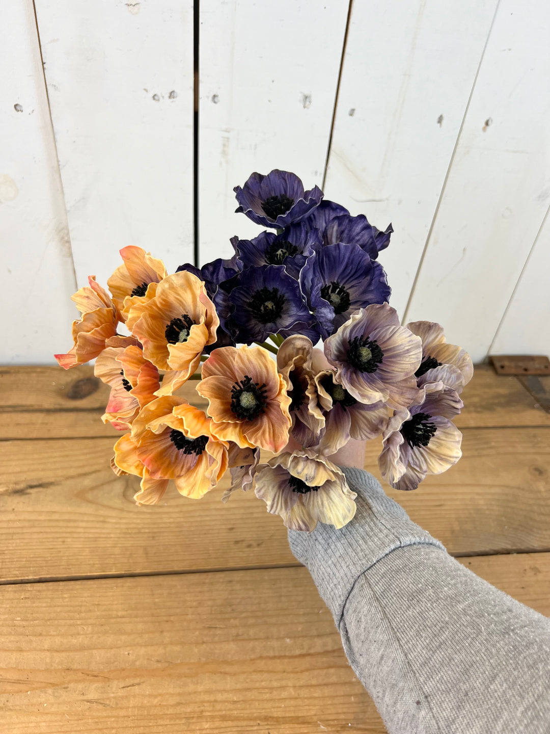 Real-Feel Anemone Bundles