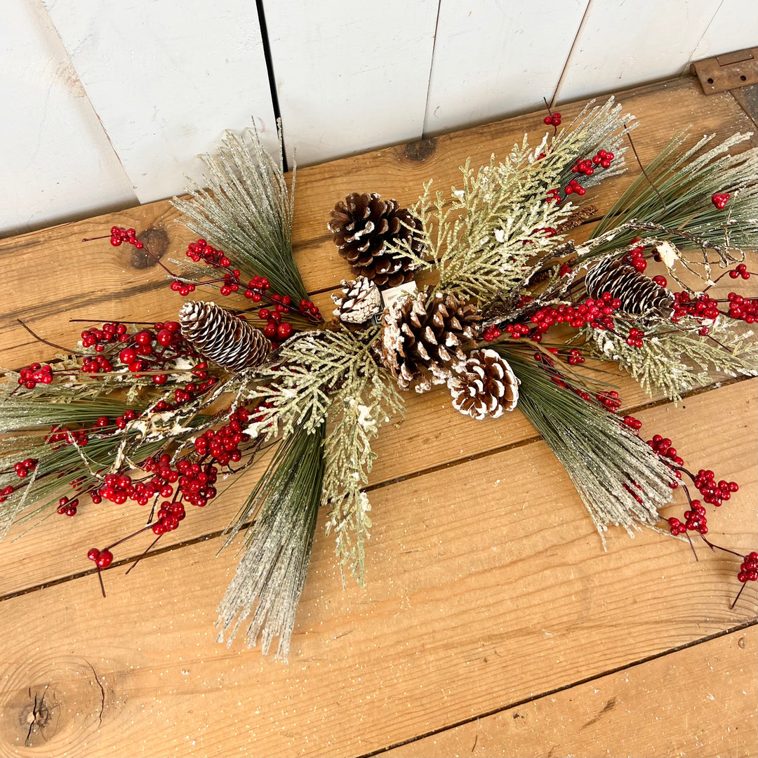 Red Berry and Pine Tabletop Design Kit