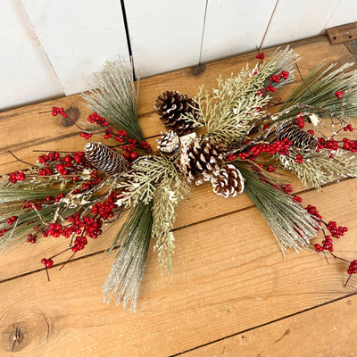 Red Berry and Pine Tabletop Design Kit