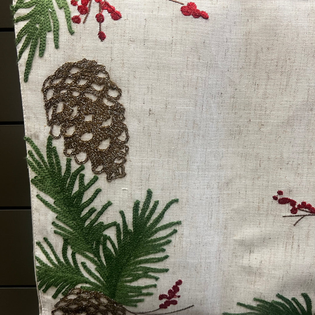 Pine Cone Holiday Table Runner