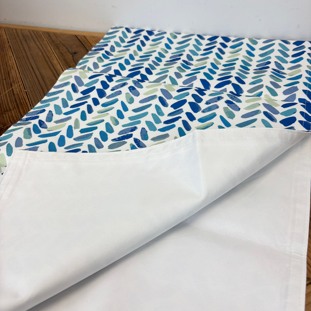 Ottilie Table Runner