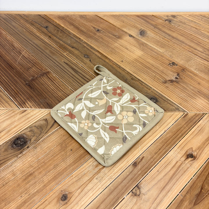Floral Oven Mitts and Pot Holders