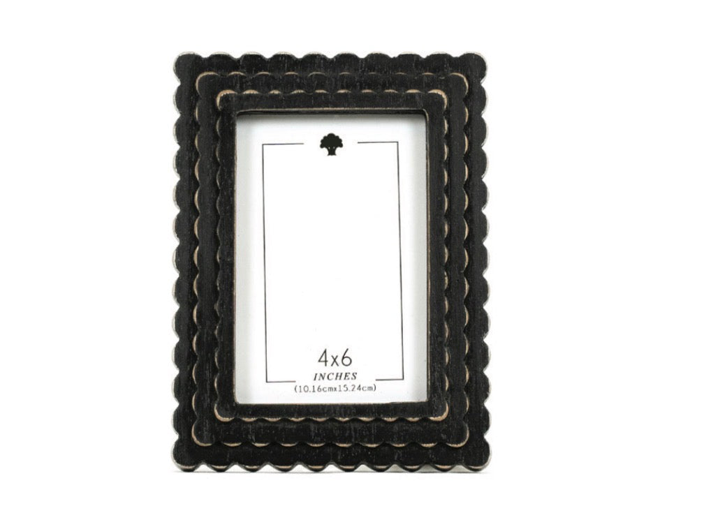 Wood Scallop Photo Frame, 4 sizes, 5 colors