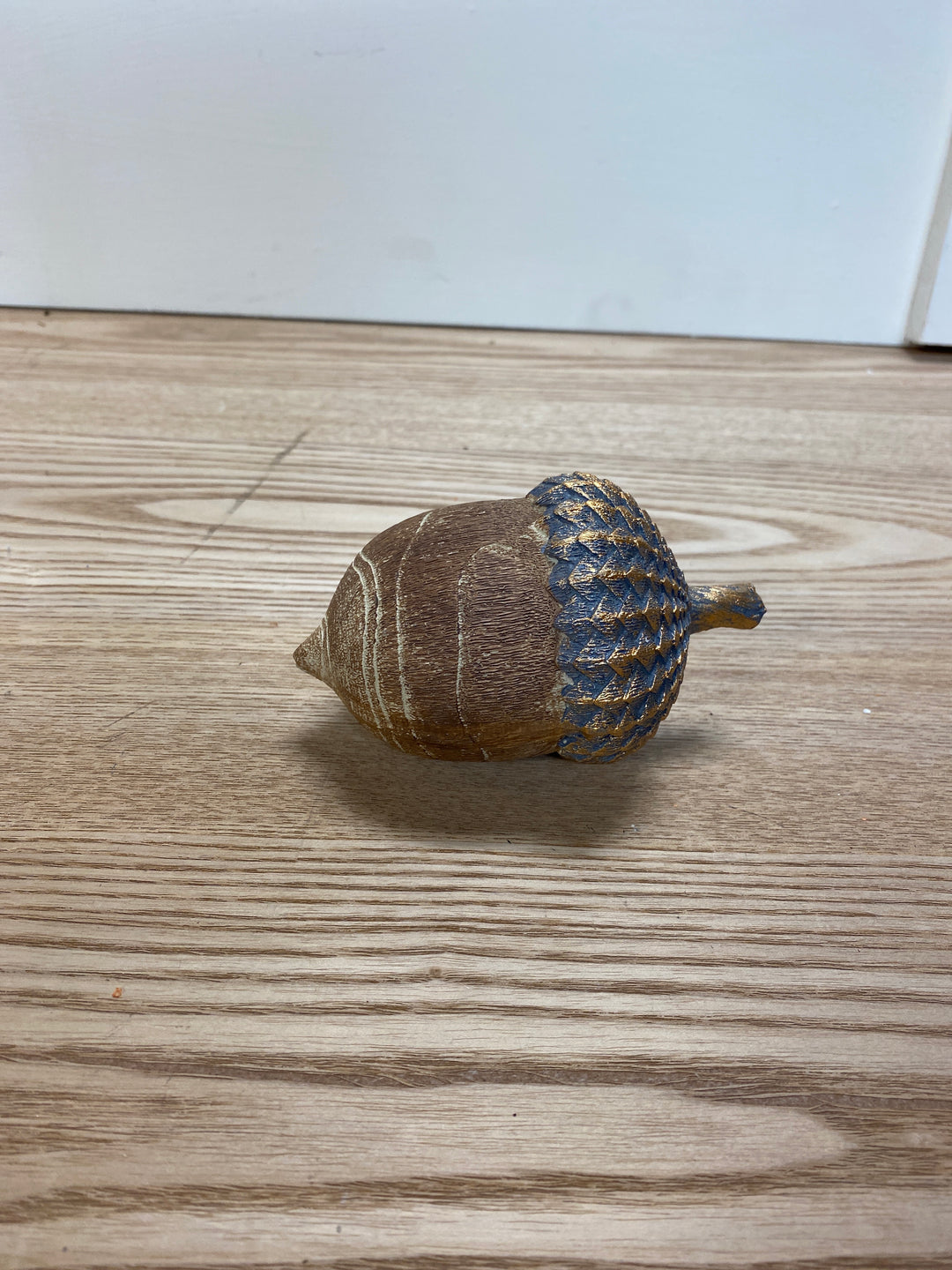 Resin Acorns