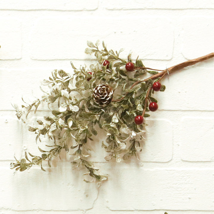 Red Bearberry Pick and Candle Ring