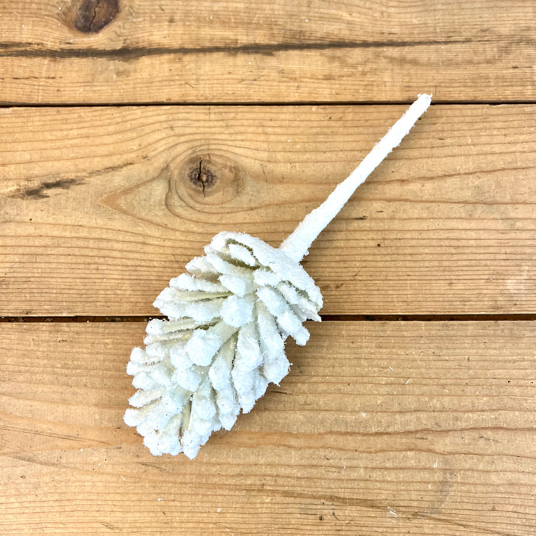Snowy Pine Cone Pick
