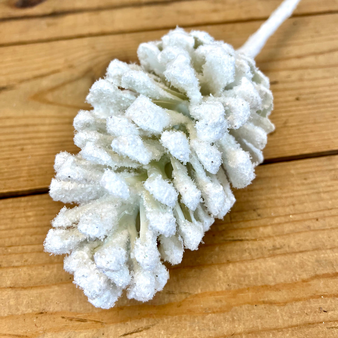 Snowy Pine Cone Pick