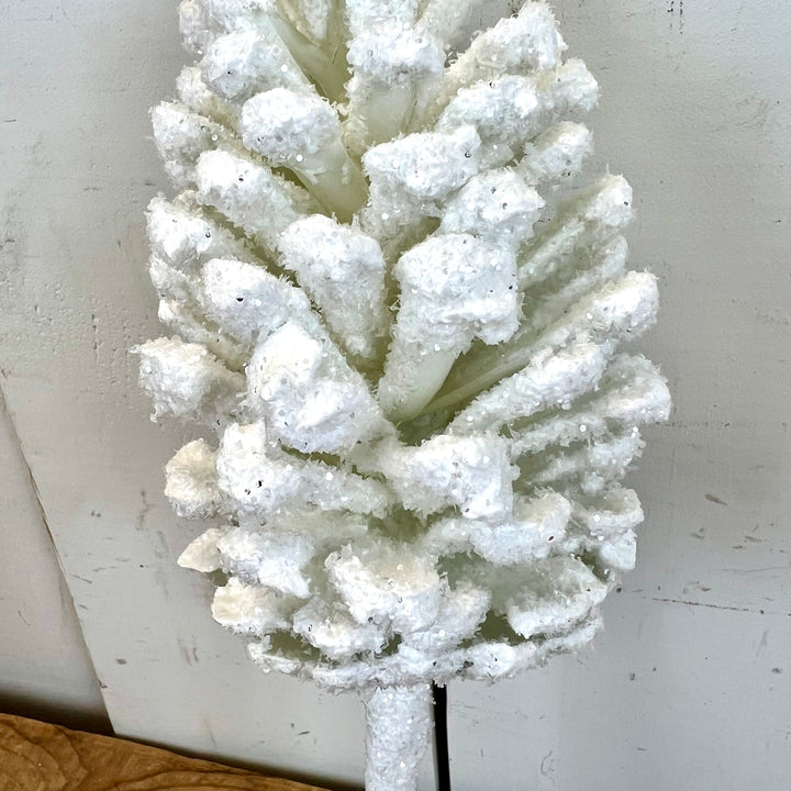 Snowy Pine Cone Pick