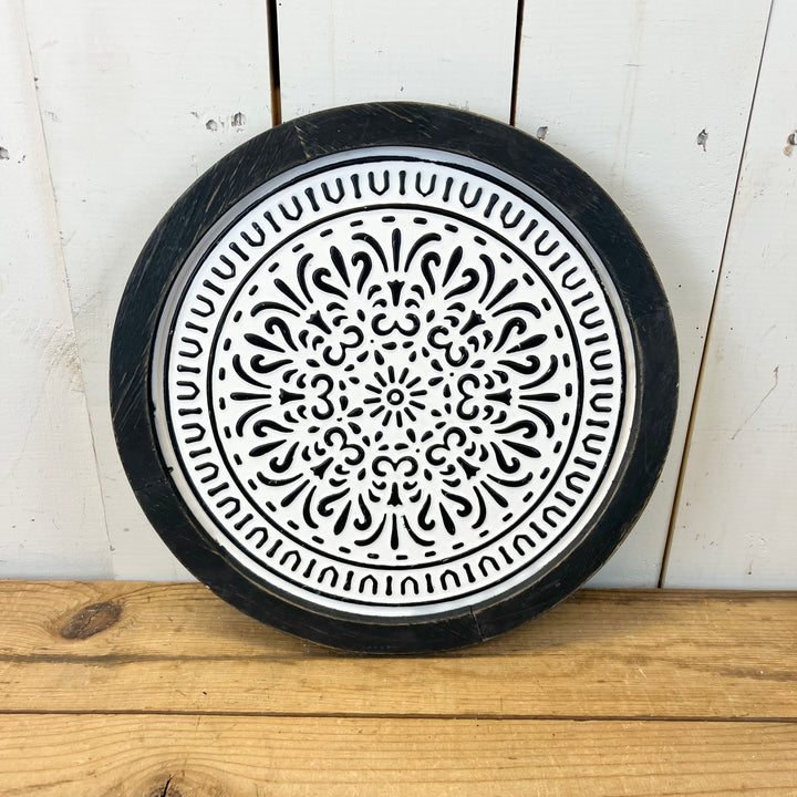 Black and White Wall Medallions