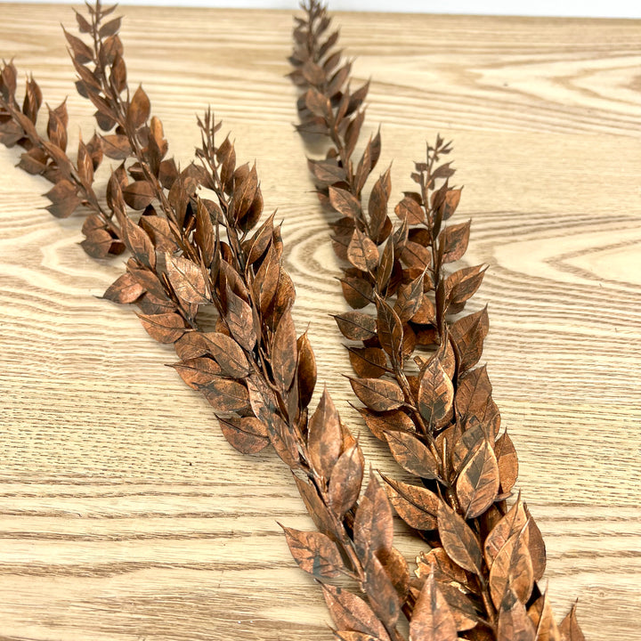 Metallic Spike Leaf Spray