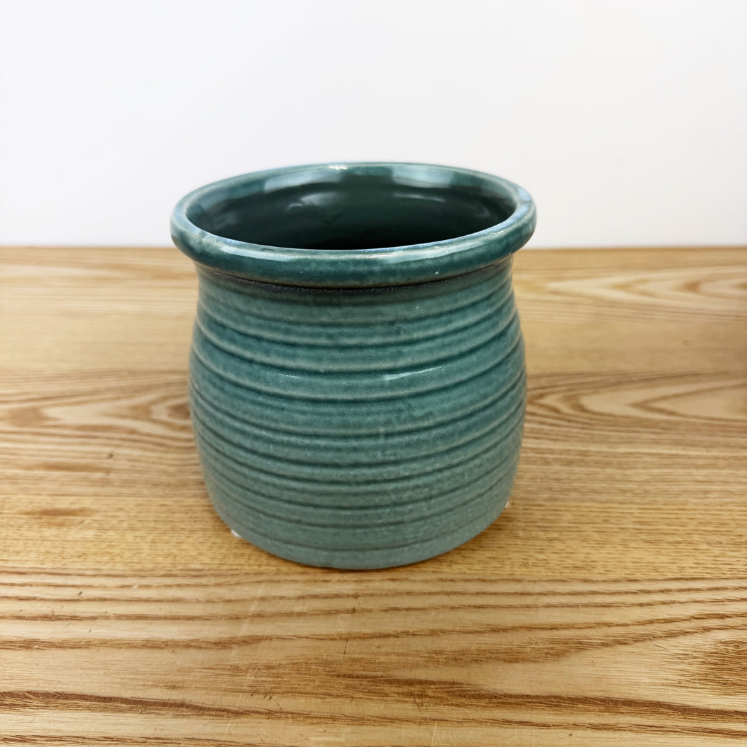 Curved Ceramic Planter, Available in 3 Colors