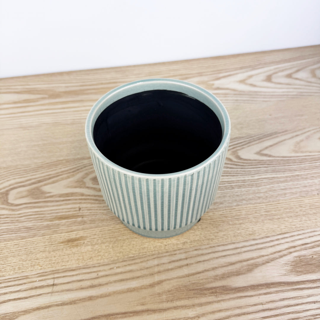 Large Ruffled Ridge Planter