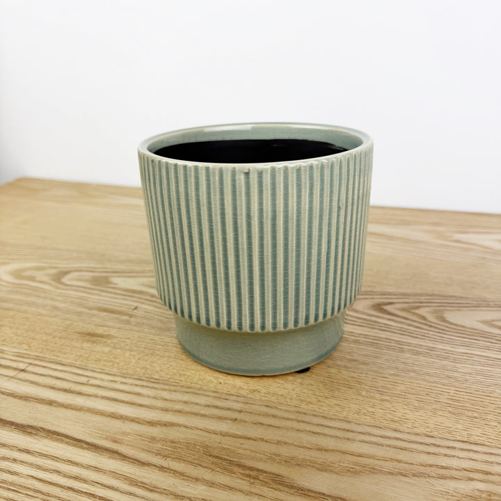 Large Ruffled Ridge Planter