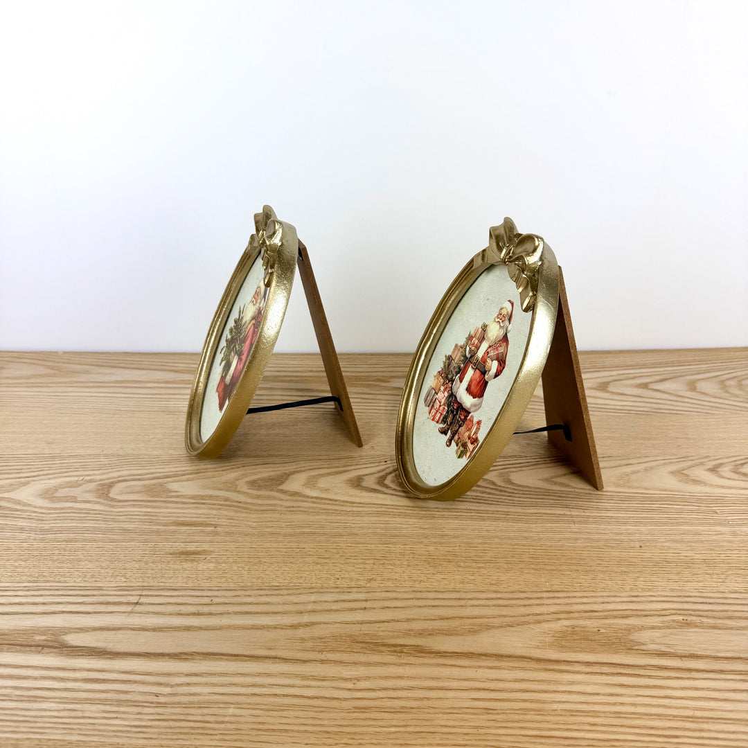 Oval Santa Plaque w/ Bow & Easel, 2 Styles