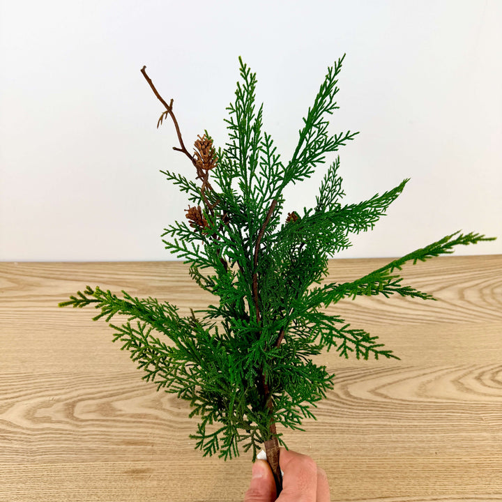 Real Touch Cedar Spray