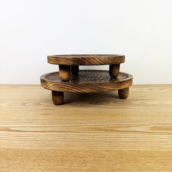 Dark Mango Round Trays With Feet, 2 sizes