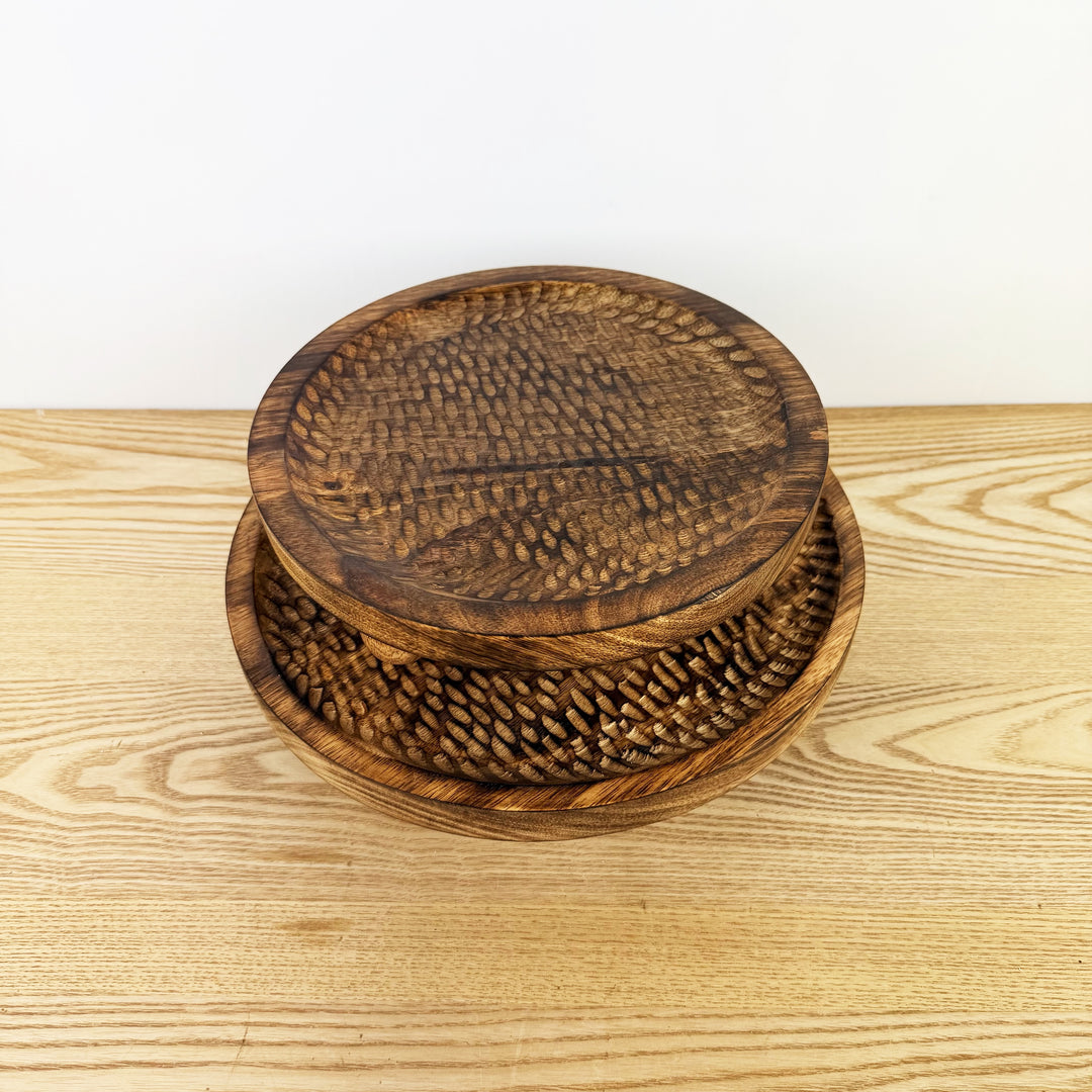 Dark Mango Round Trays With Feet, 2 sizes