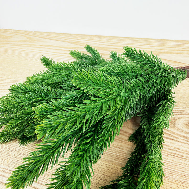Real Touch Fir Spray Bundle