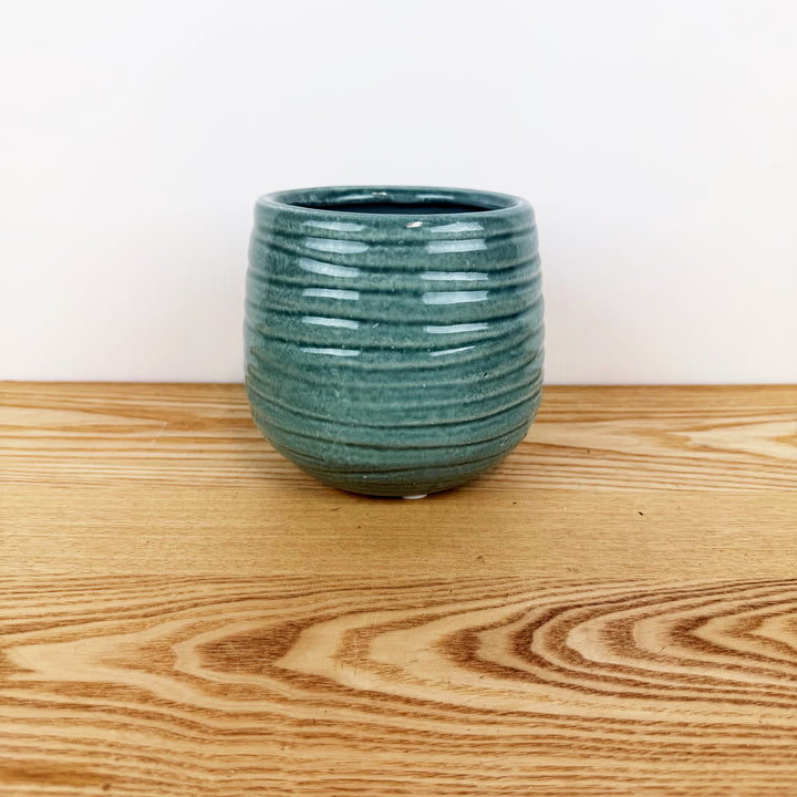 Round Curved Wave Lined Pattern Ceramic Planter - 3 Colors Available