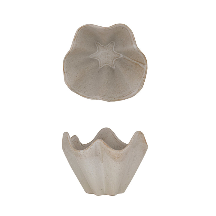 Stoneware Pleated Bowl